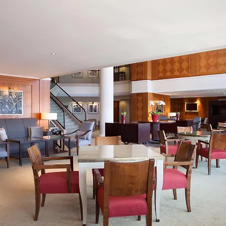 Hotell Hyatt Regency 5*