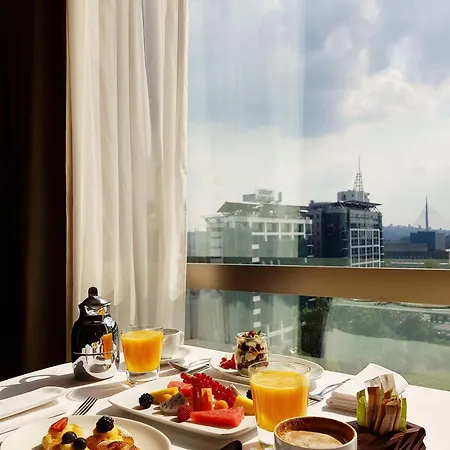 Hyatt Regency 5* Belgrado