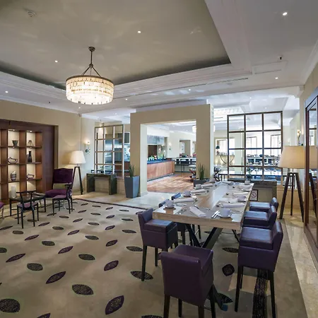 מלון Hyatt Regency 5*