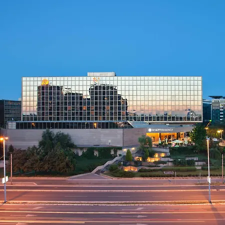 Hyatt Regency 5* Belgrád