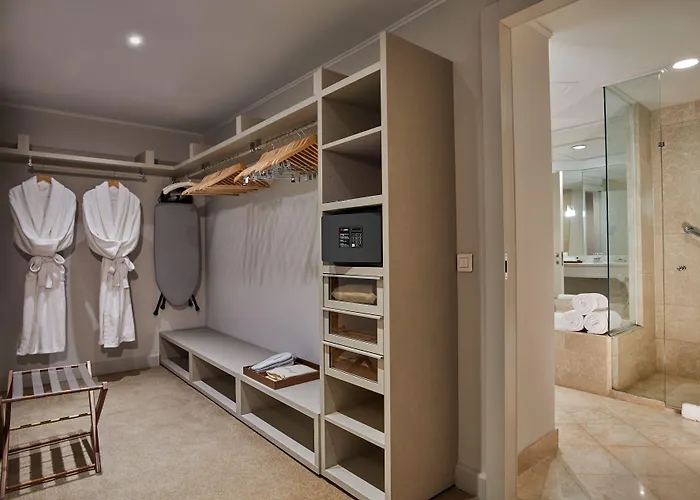 Szálloda Hyatt Regency 5*