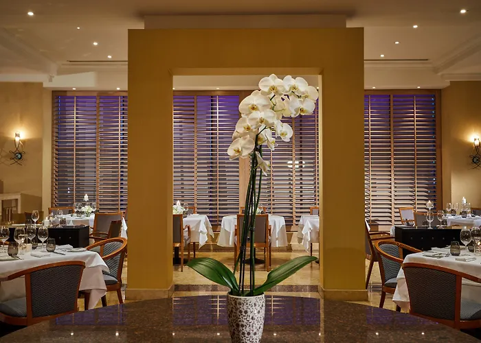 Hyatt Regency Szálloda